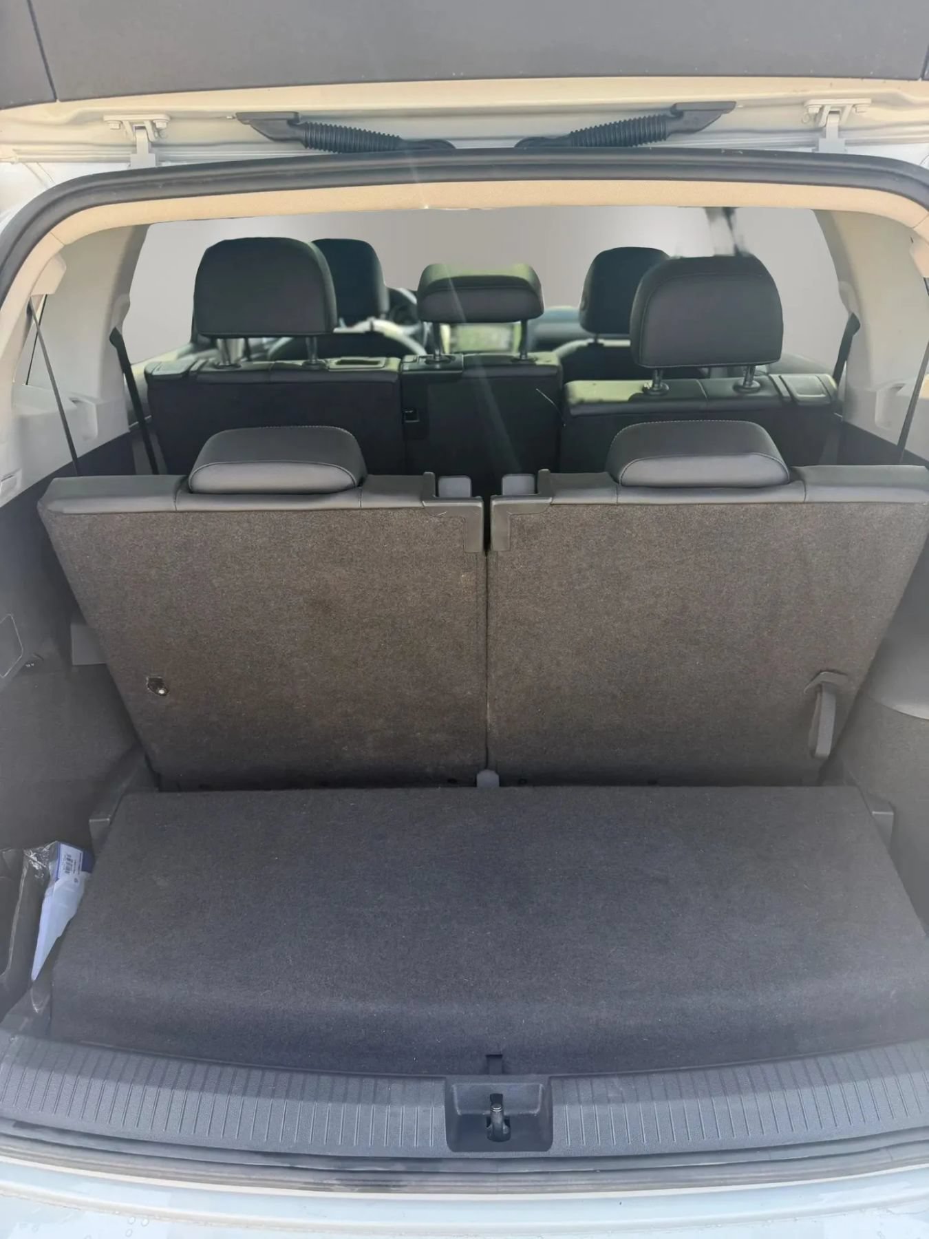 Used 2019 Volkswagen Tiguan SE w/ Panoramic Sunroof Package AWD/4WD image 19