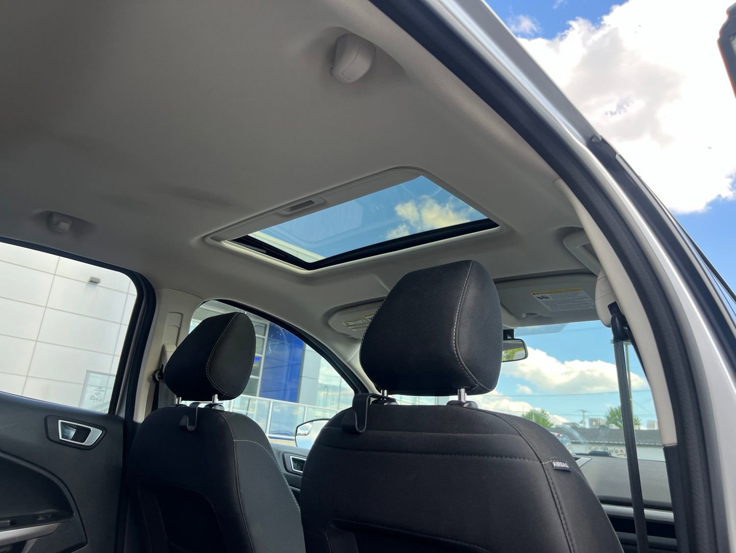 Used 2019 Ford EcoSport SE AWD/4WD image 49