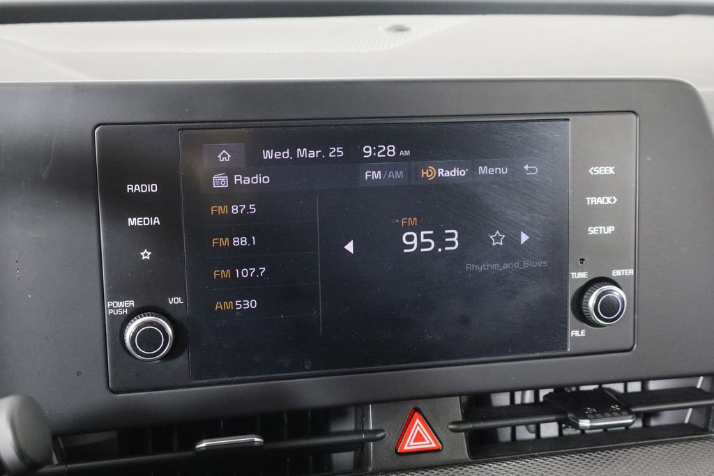 Used 2025 Kia Sportage LX FWD image 32