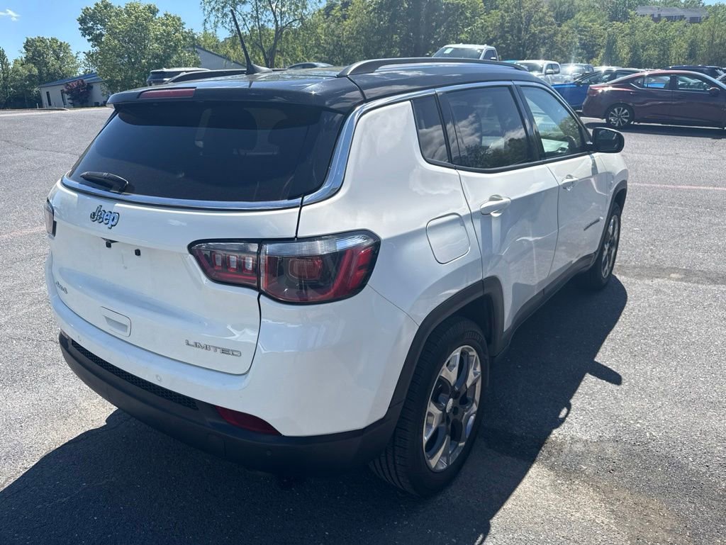 Used 2019 Jeep Compass Limited w/ Safety & Security Group AWD/4WD image 4