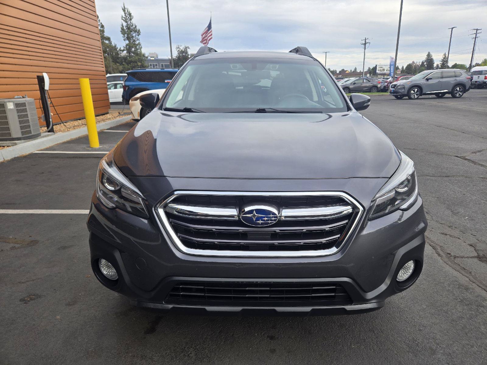 Used 2019 Subaru Outback 2.5i Limited w/ Popular Package #2 AWD/4WD image 8