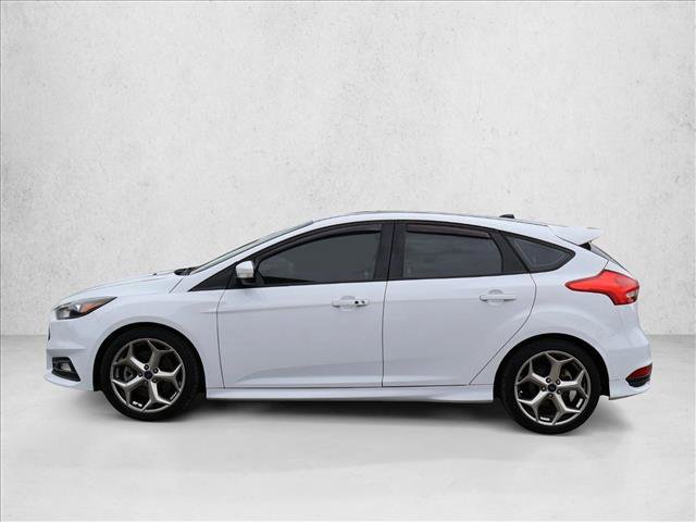 Used 2016 Ford Focus ST w/ Equipment Group 402A FWD image 9