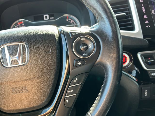 Used 2017 Honda Pilot Touring image 16