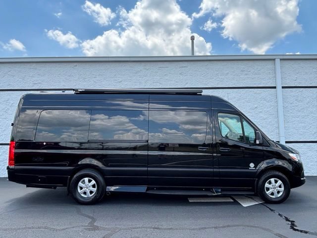 Used 2019 Mercedes-Benz Sprinter 3500 image 9