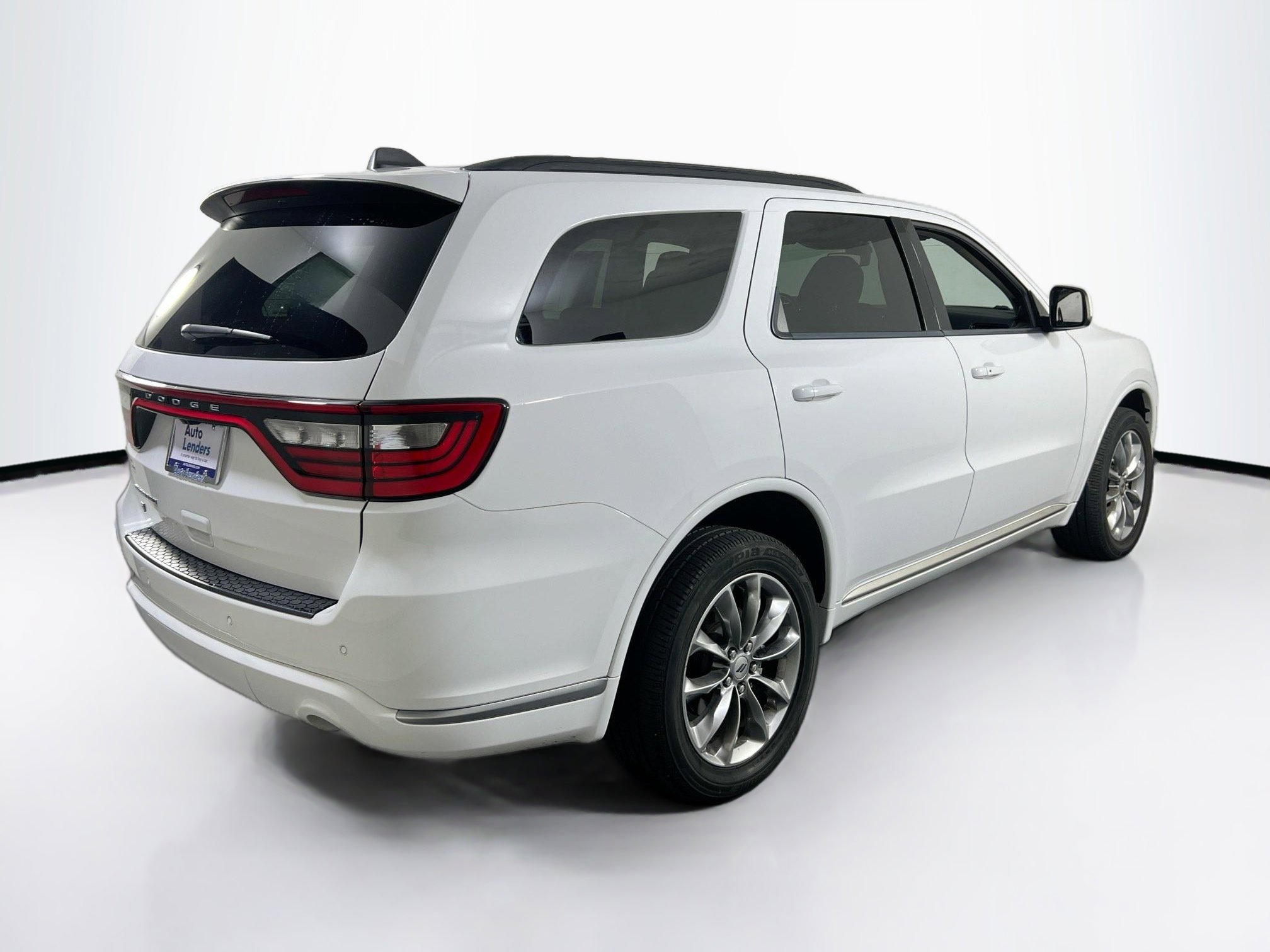 Used 2022 Dodge Durango SXT w/ Anodized Platinum Package image 5