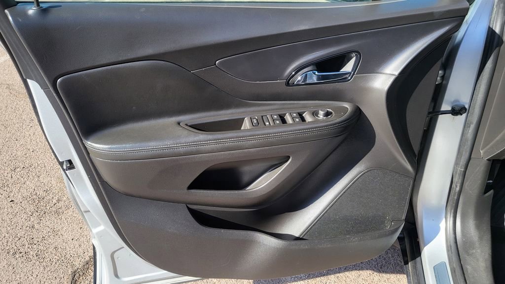 Used 2018 Buick Encore Preferred image 23