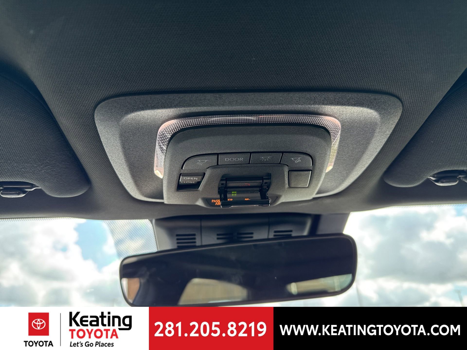 Used 2023 Toyota Crown Platinum image 23