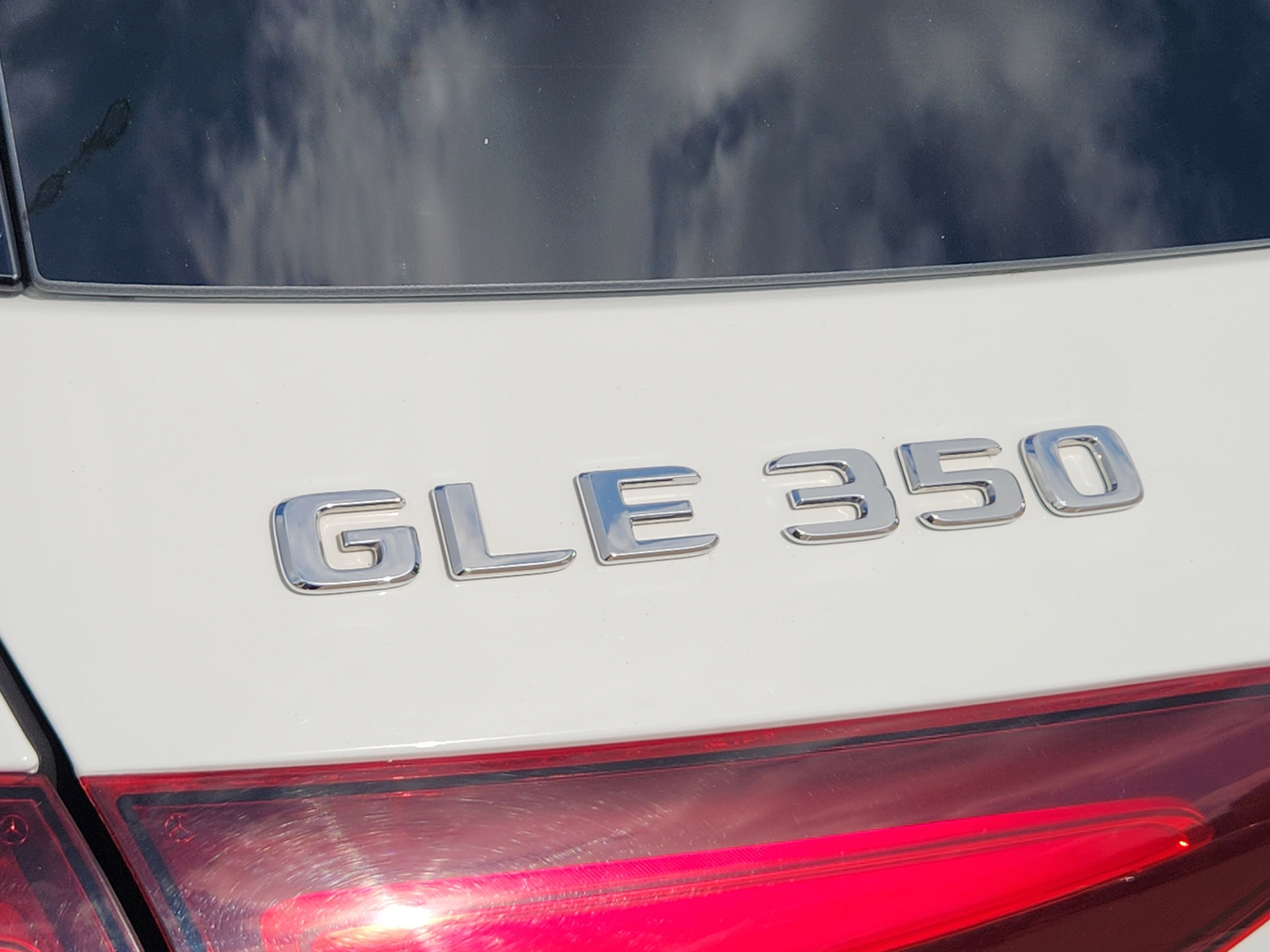 Used 2024 Mercedes-Benz GLE 350 4MATIC w/ Winter Package image 41