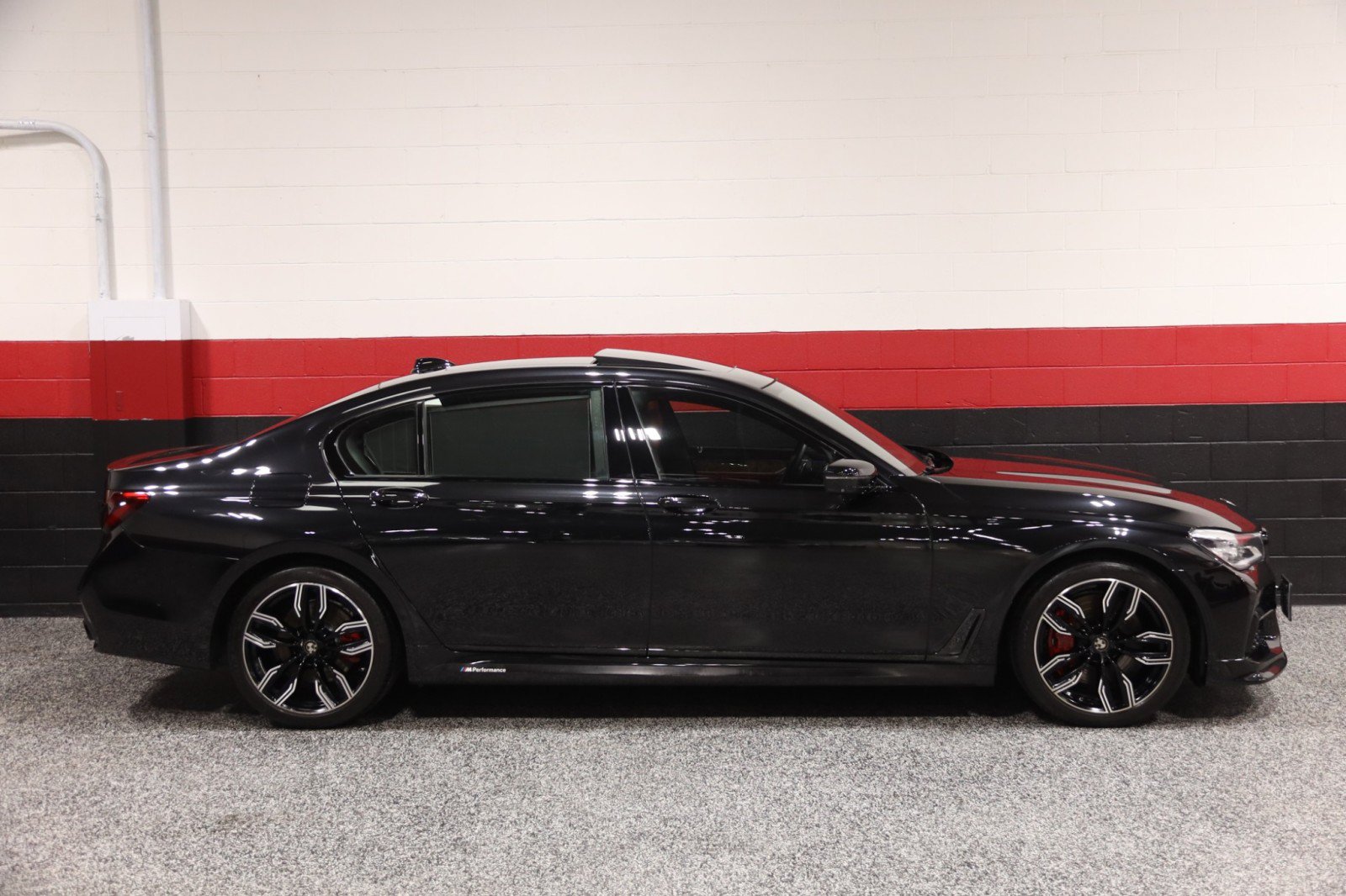 Used 2018 BMW 750i xDrive AWD/4WD image 7