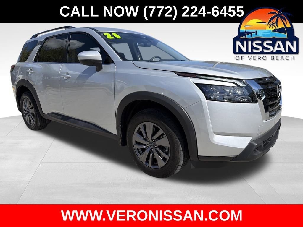 Used 2024 Nissan Pathfinder SV