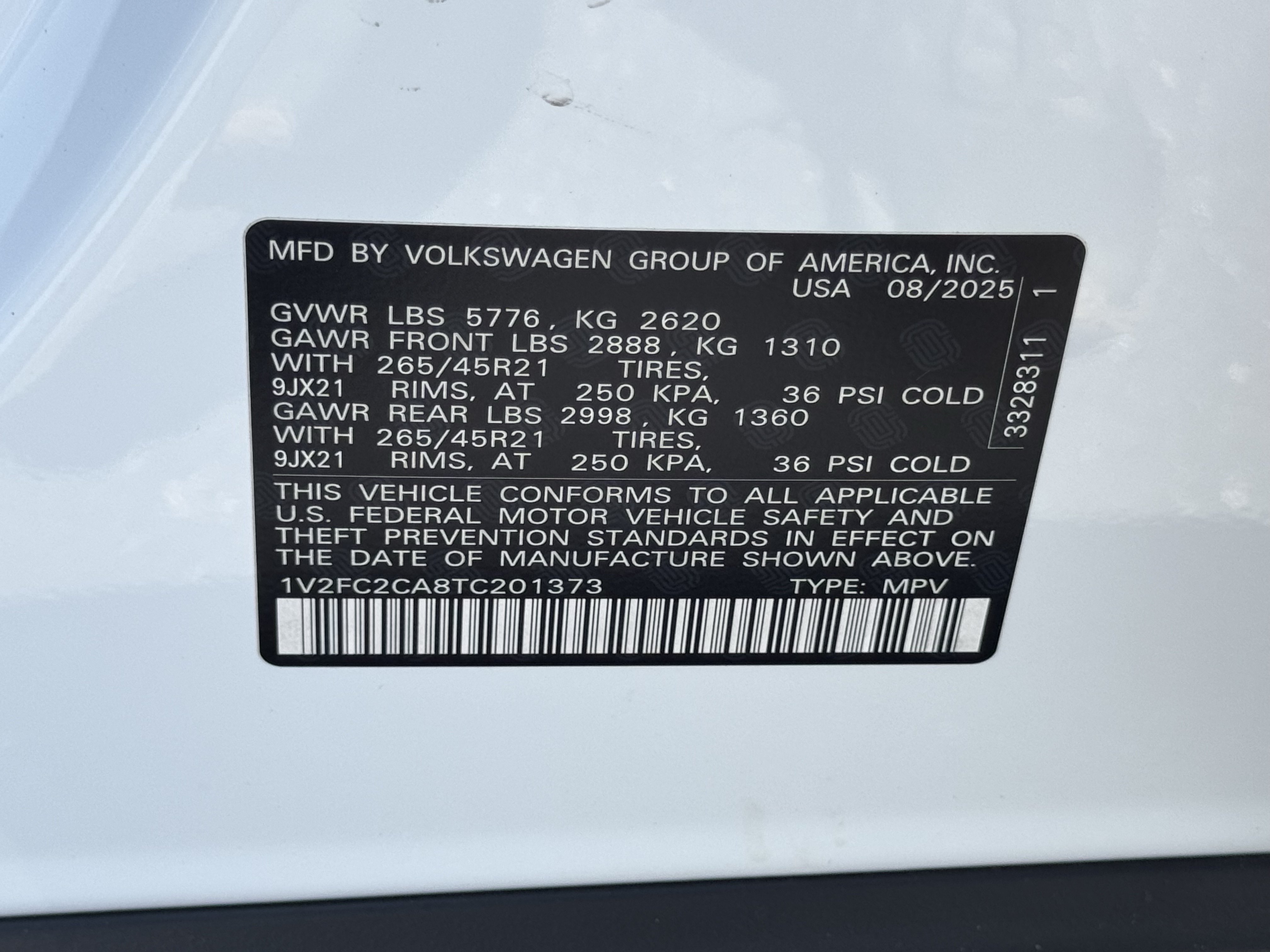 Certified 2026 Volkswagen Atlas Cross Sport SEL Premium R-Line AWD/4WD image 40