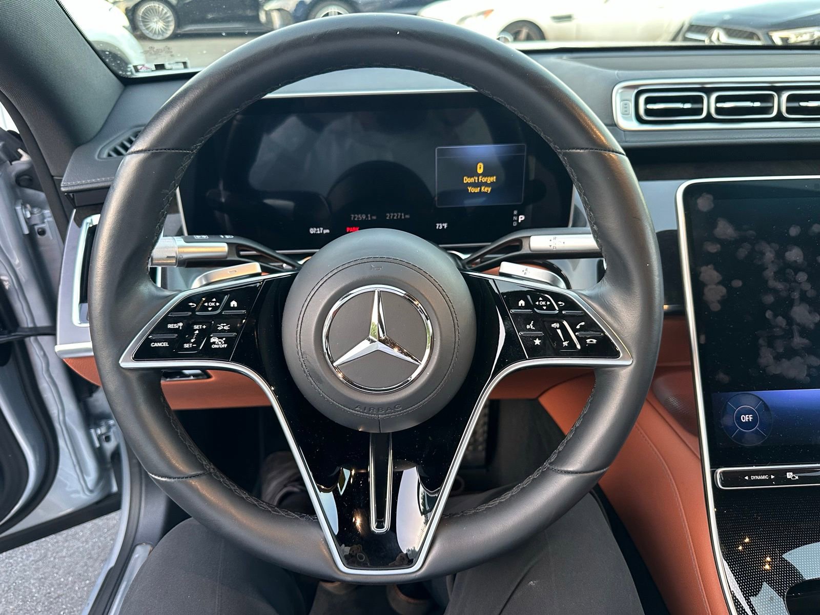 Used 2023 Mercedes-Benz S 580 4MATIC Sedan image 3