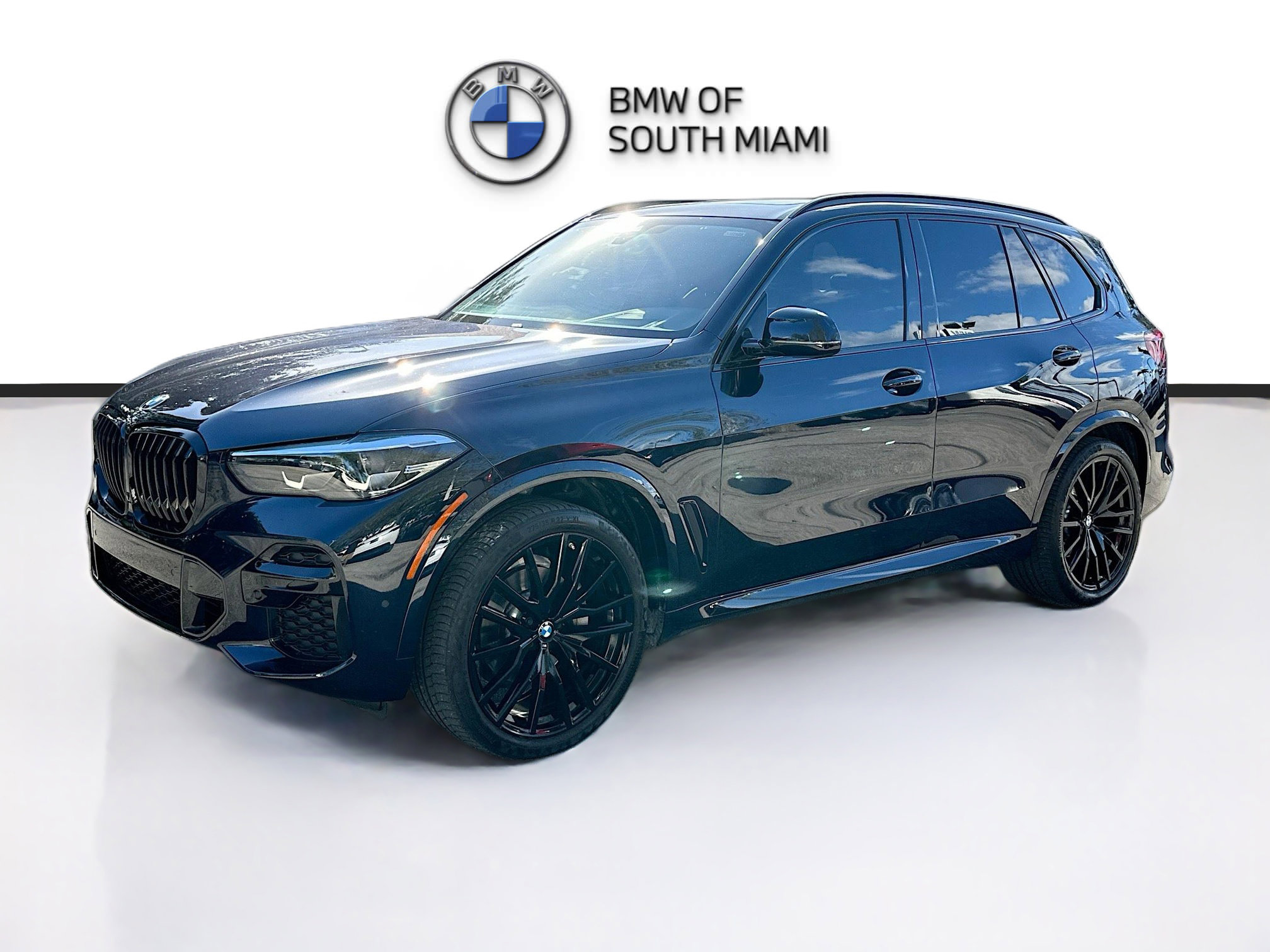 Certified 2023 BMW X5 sDrive40i w/ M Sport Package image 3