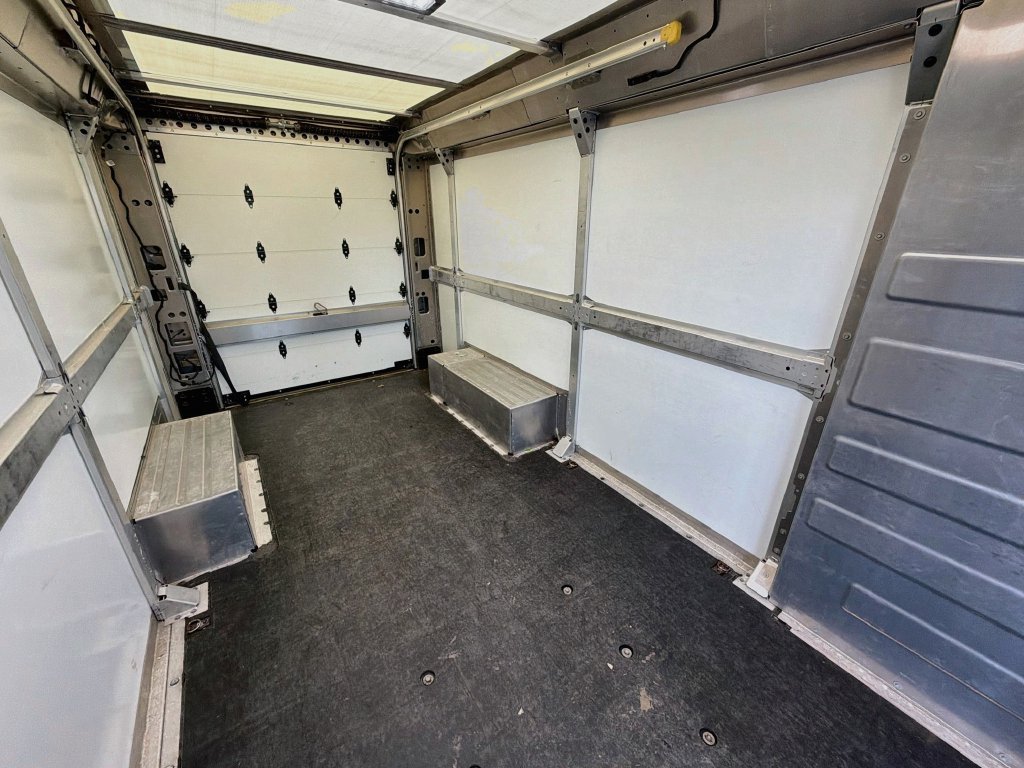 Used 2024 Chevrolet Brightdrop 600 w/ Commercial Equipment Package AWD/4WD image 25