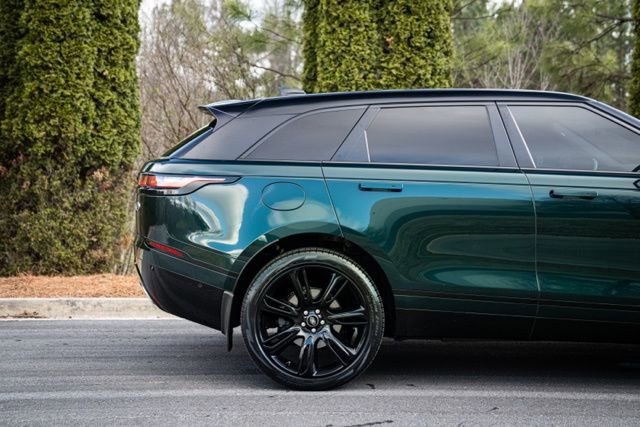 Used 2021 Land Rover Range Rover Velar R-Dynamic S image 12