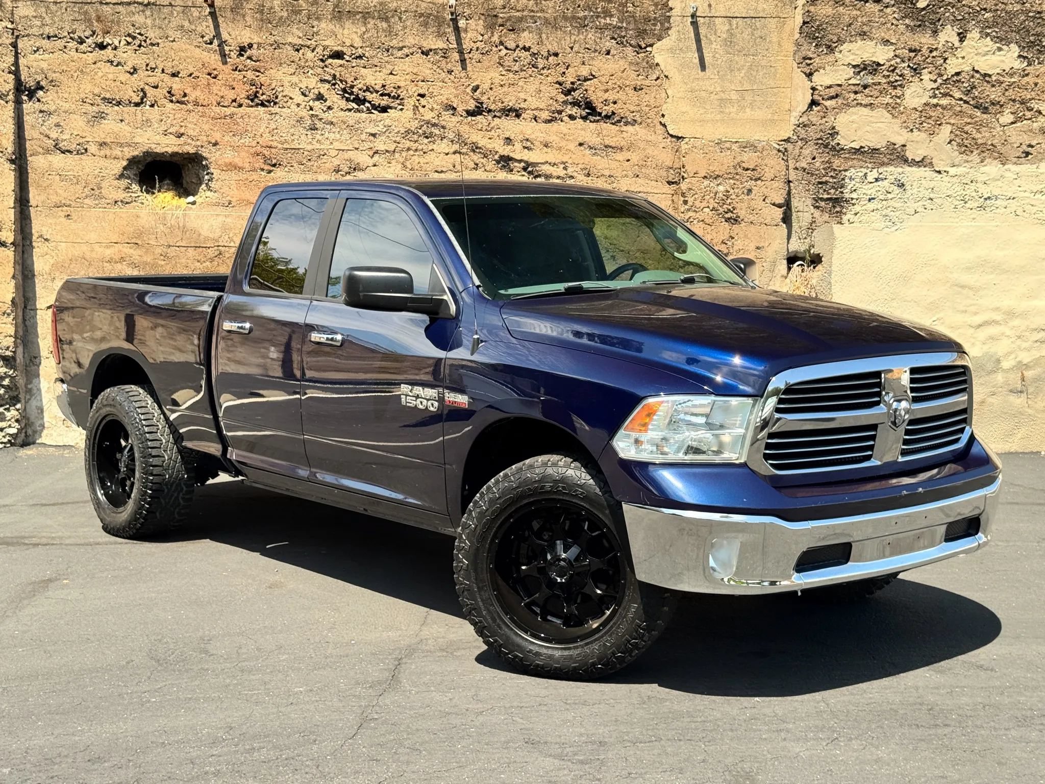 Used 2014 RAM 1500 Lone Star RWD image 2