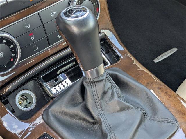 Used 2015 Mercedes-Benz SLK 350 image 11