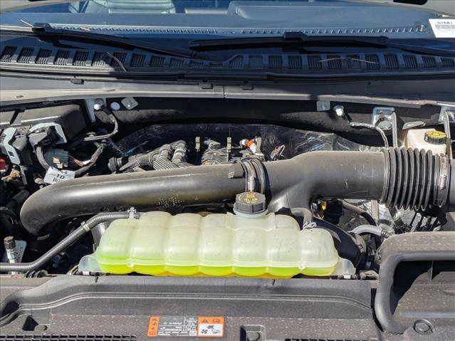 New 2025 Ford Expedition Active AWD/4WD image 21