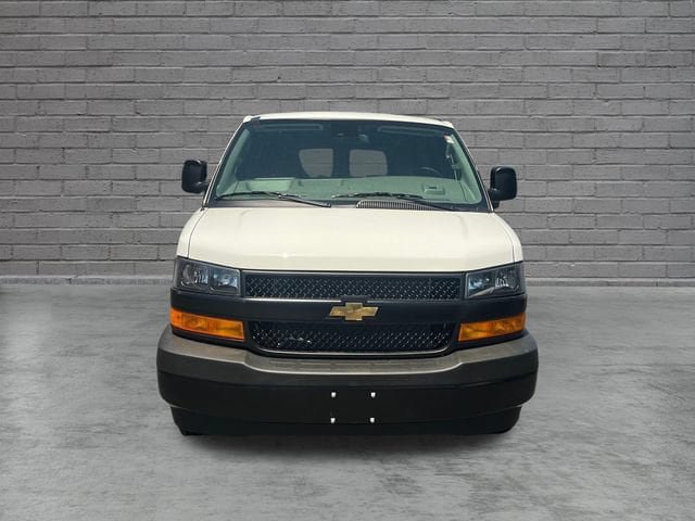 New 2026 Chevrolet Express 3500 w/ Driver Convenience Package RWD image 3
