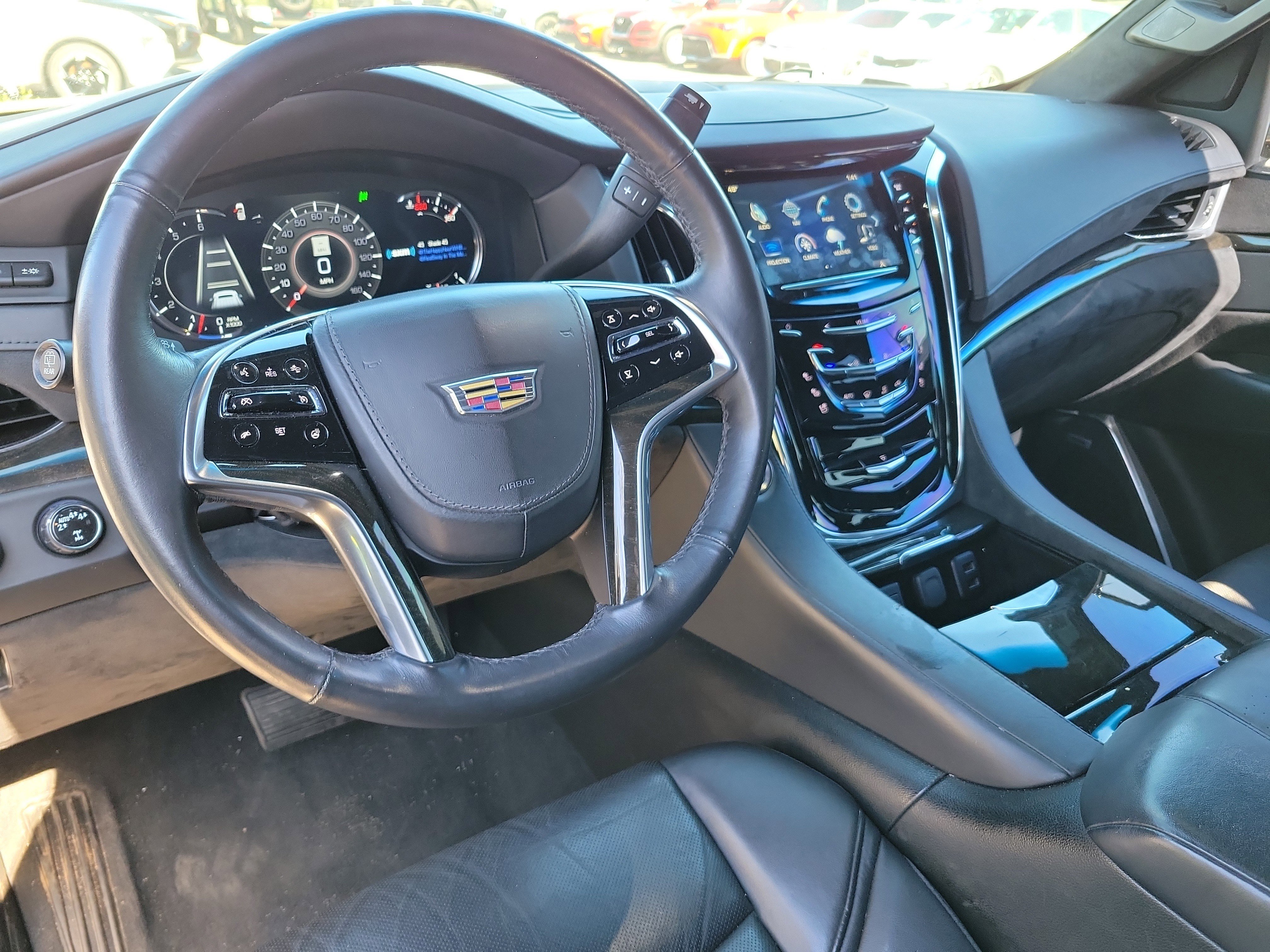 Used 2018 Cadillac Escalade ESV Platinum image 2