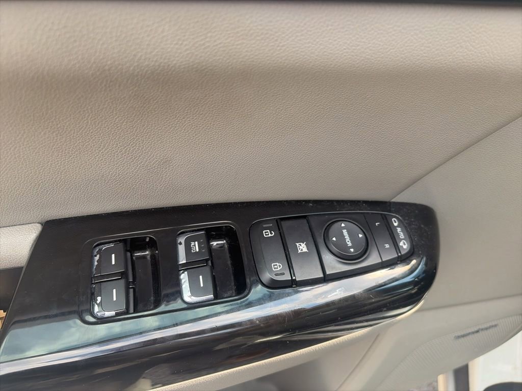 Used 2018 Kia Sportage SX image 18