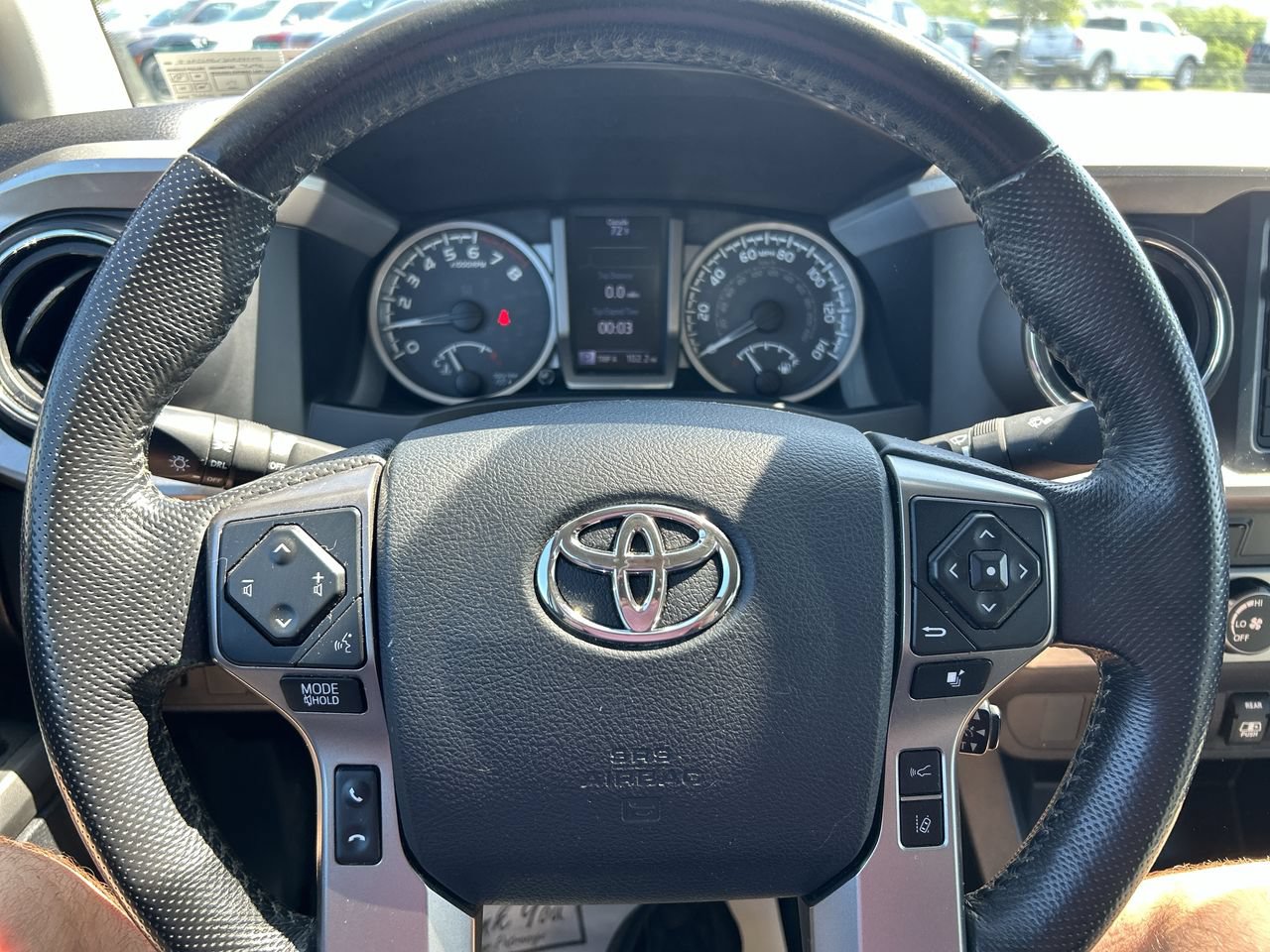 Used 2019 Toyota Tacoma SR5 AWD/4WD image 27