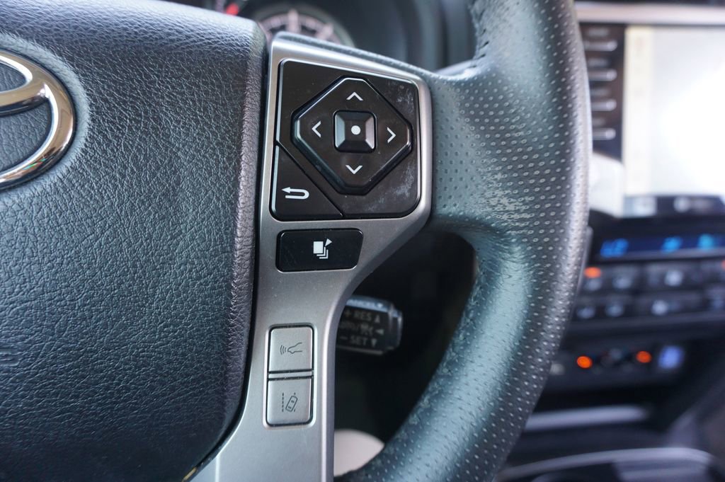 Used 2021 Toyota 4Runner Limited RWD image 9