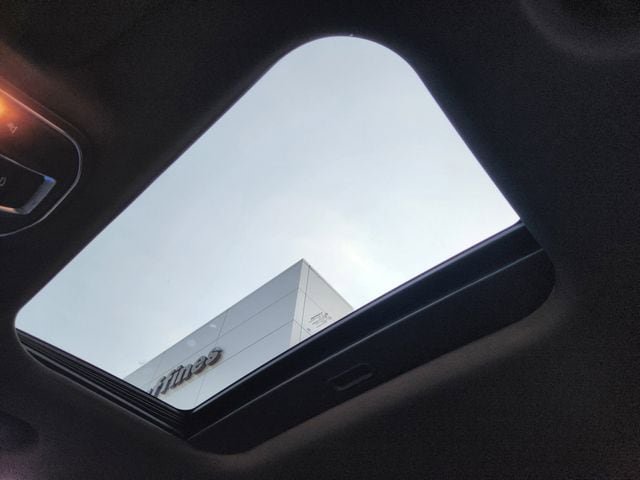 New 2025 Jeep Grand Cherokee Altitude RWD image 19