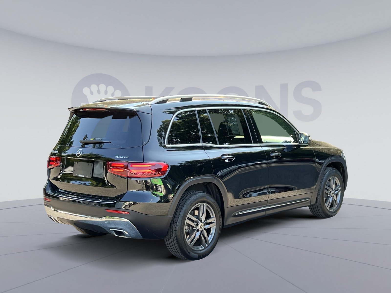 Certified 2026 Mercedes-Benz GLB 250 4MATIC image 11