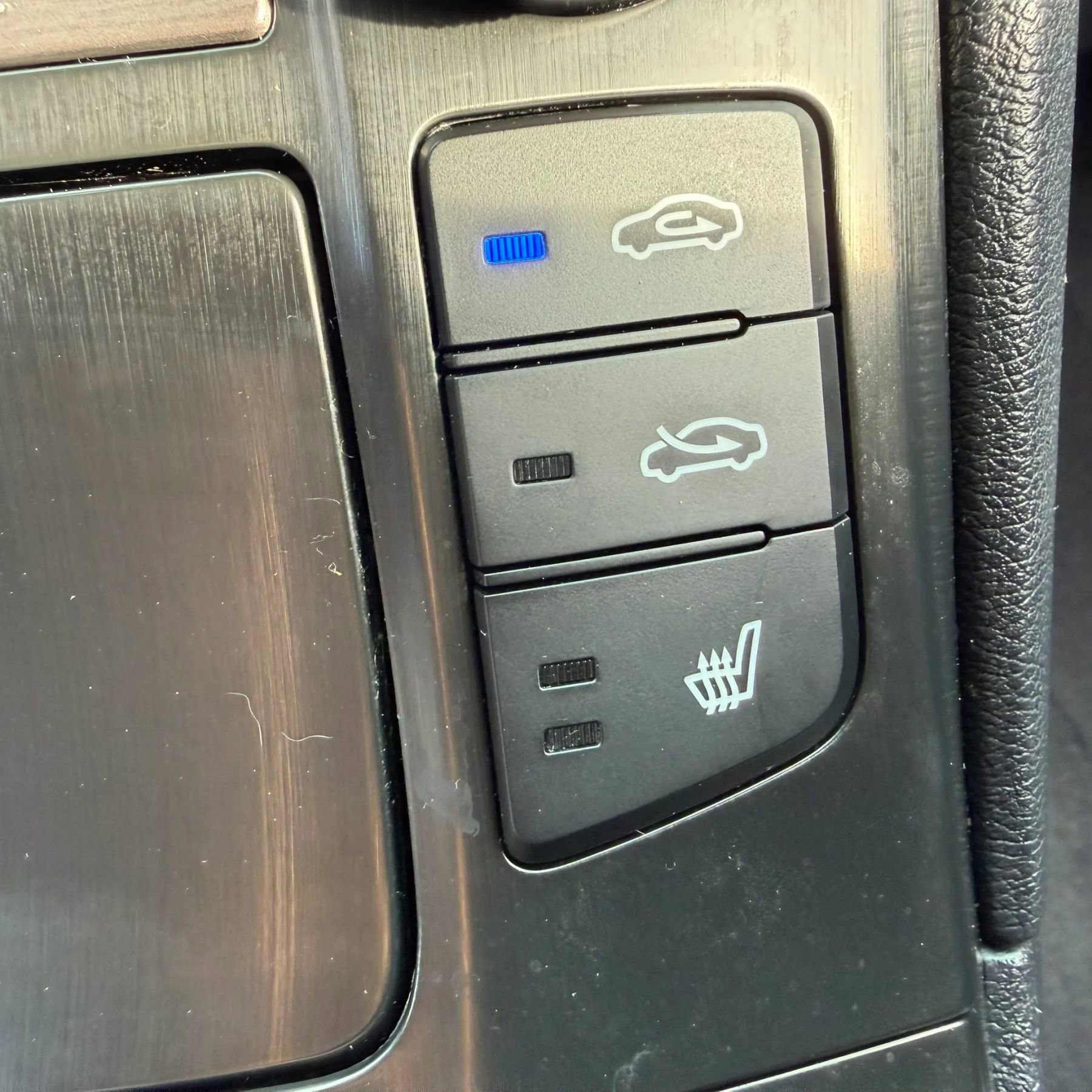 Used 2015 Hyundai Genesis 3.8 RWD image 44