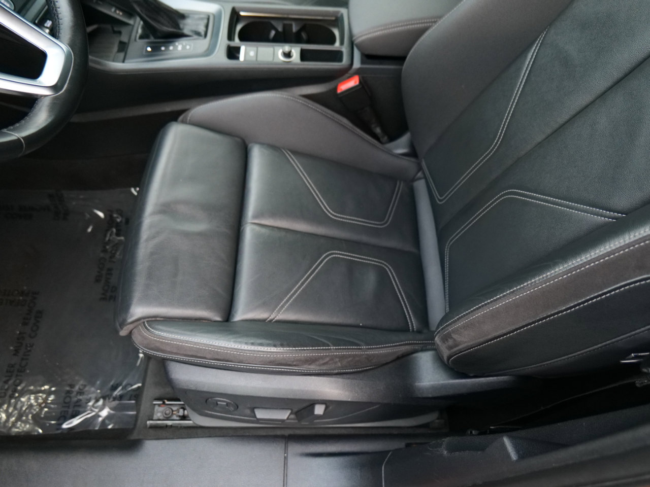 Used 2019 Audi Q3 2.0T Premium Plus w/ Premium Plus Package image 15