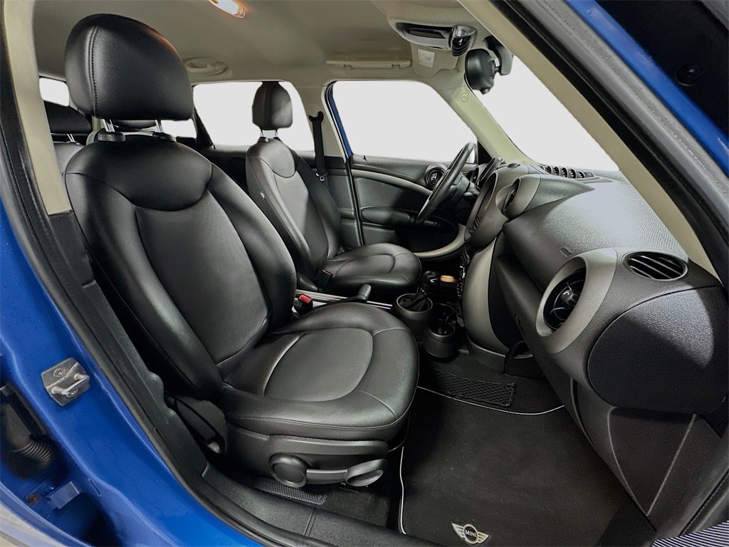 Used 2012 MINI Cooper Countryman image 26