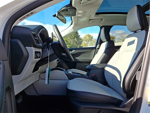 New 2026 Ford Escape Platinum w/ Premium Technology Package image 9
