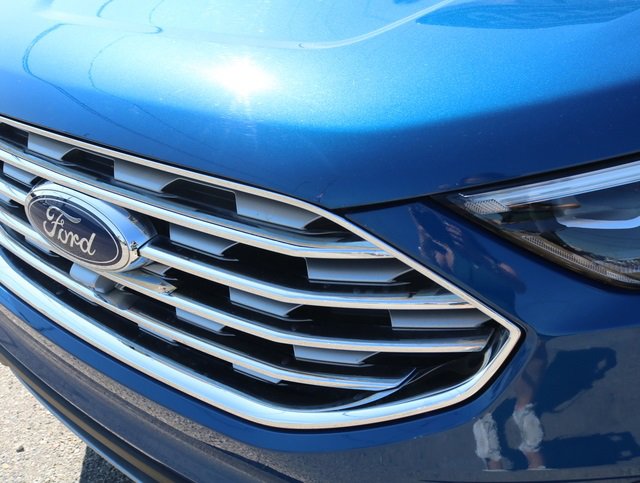 Used 2021 Ford Edge Titanium w/ Equipment Group 301A image 12