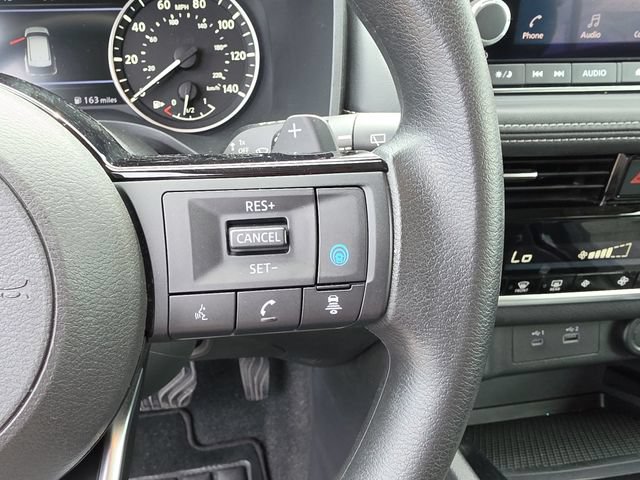 Certified 2022 Nissan Rogue SV FWD image 30