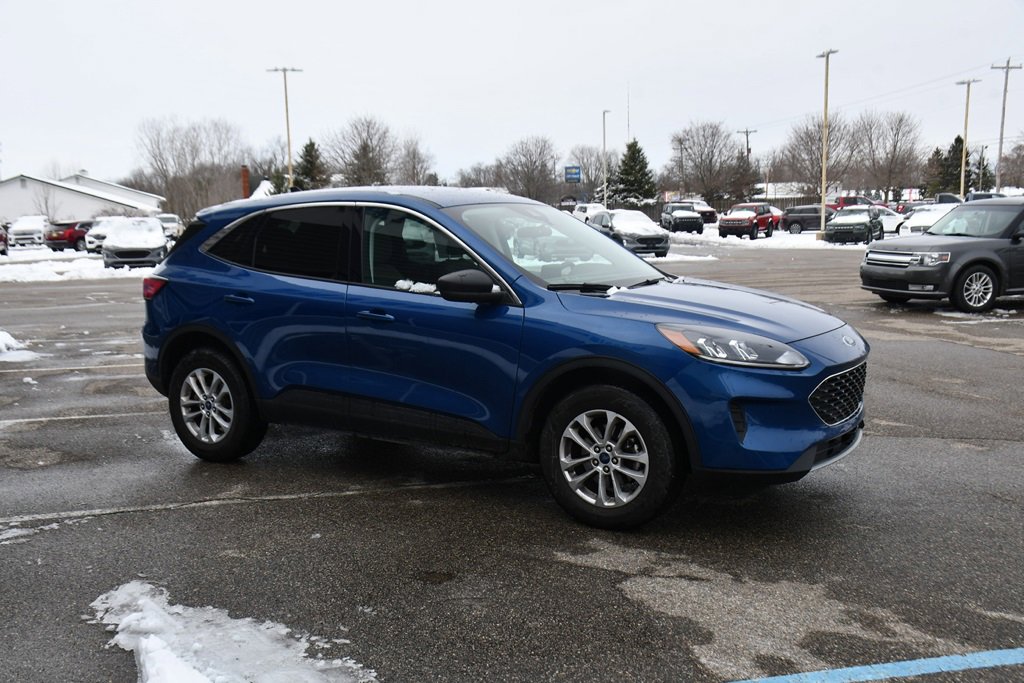 Used 2022 Ford Escape SE image 8