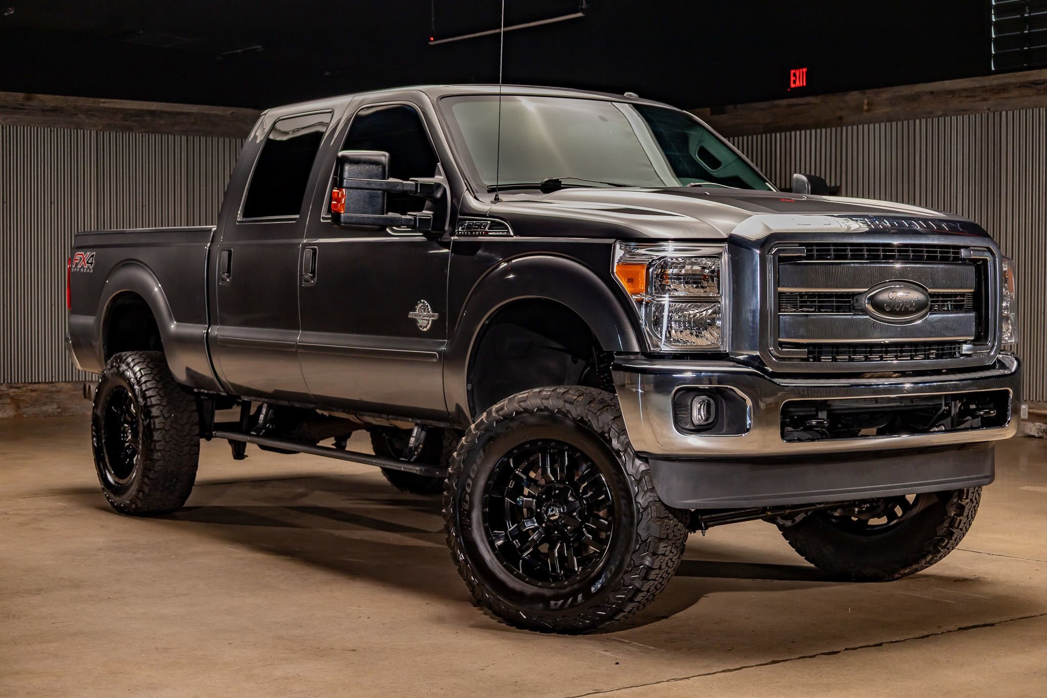Used 2015 Ford F250 Lariat w/ Lariat Ultimate Package