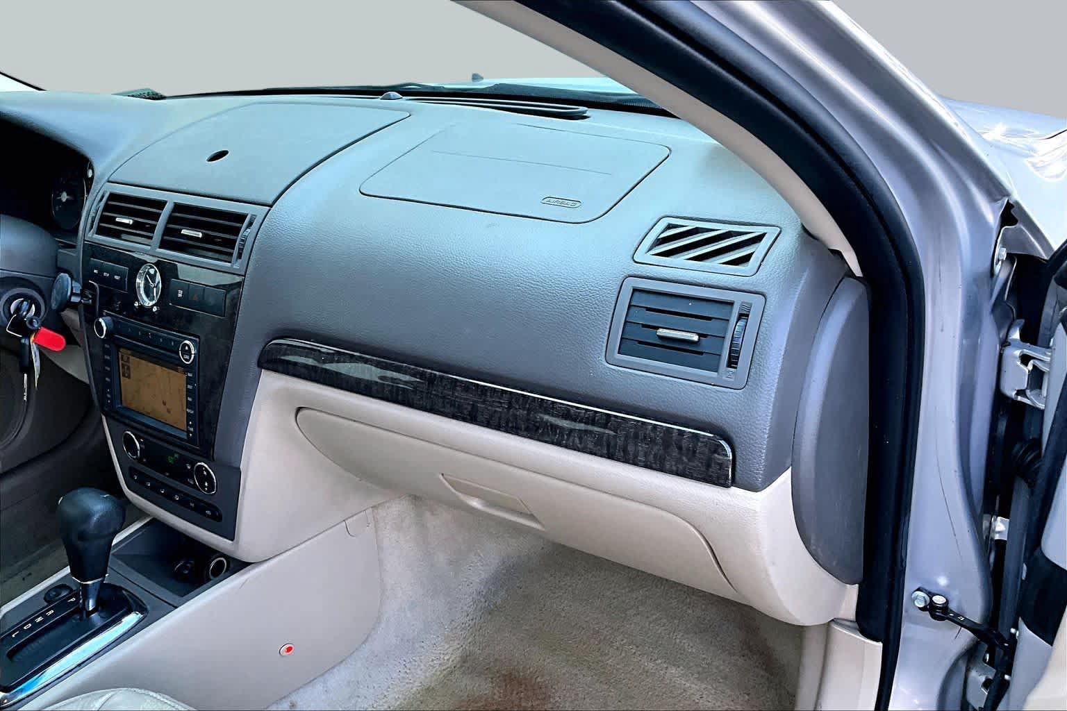 Used 2009 Mercury Milan Premier FWD image 18