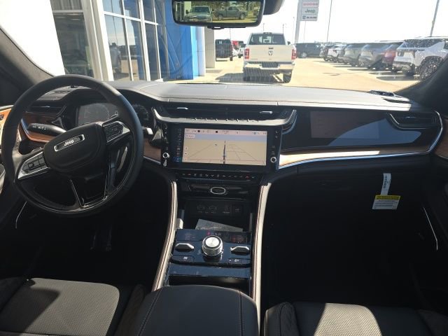 New 2026 Jeep Grand Cherokee L Summit image 9