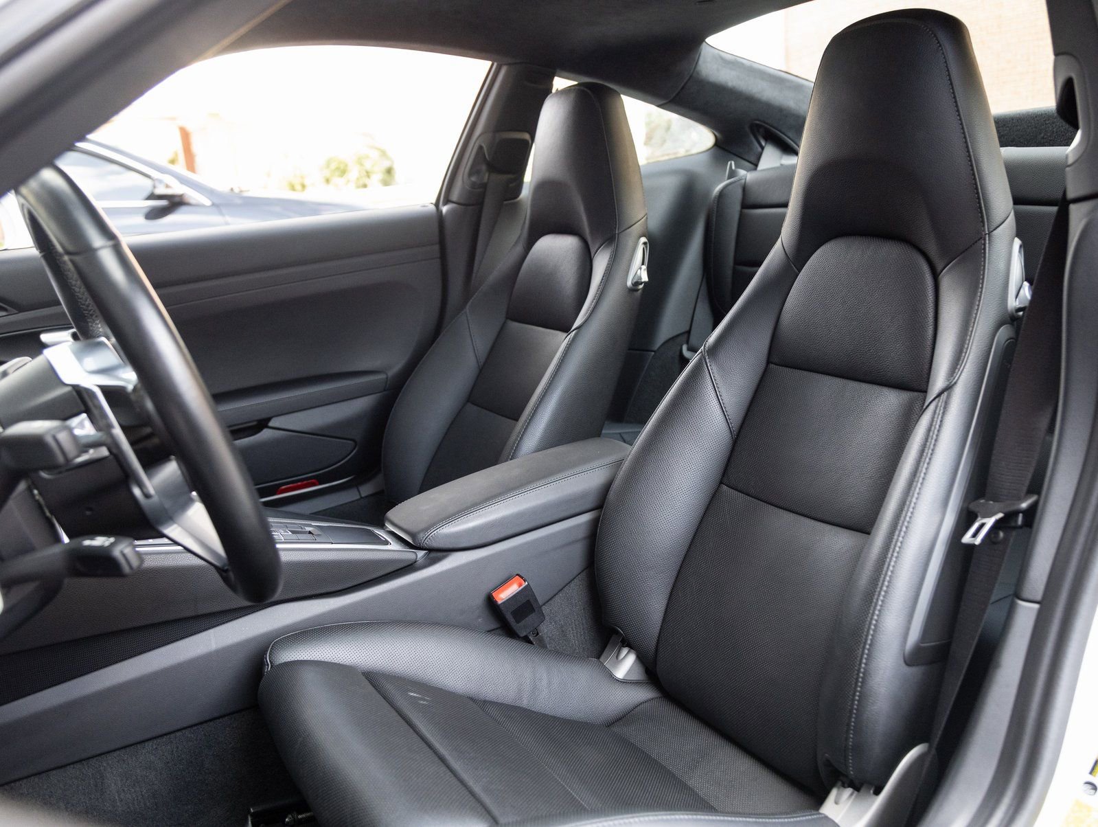 Certified 2019 Porsche 911 Carrera 4S AWD/4WD image 5