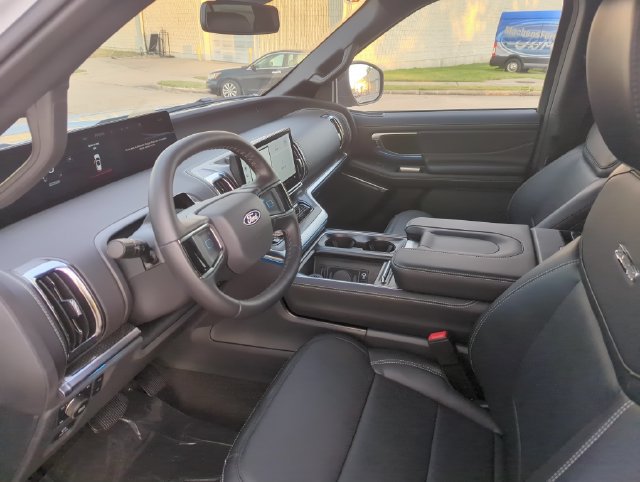 New 2027 Ford Expedition Max Platinum w/ Stealth Appearance Package AWD/4WD image 20