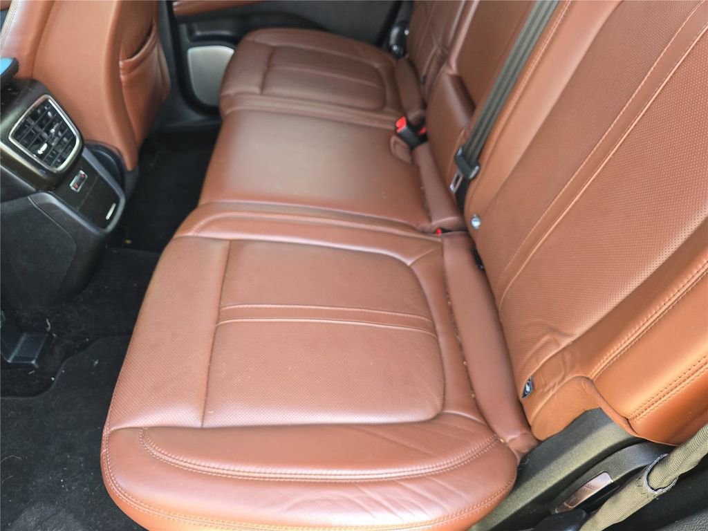 Used 2016 Lincoln MKX Reserve w/ Luxury Package image 12