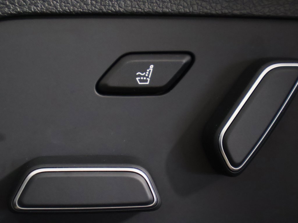 Used 2025 Hyundai Palisade Calligraphy image 36