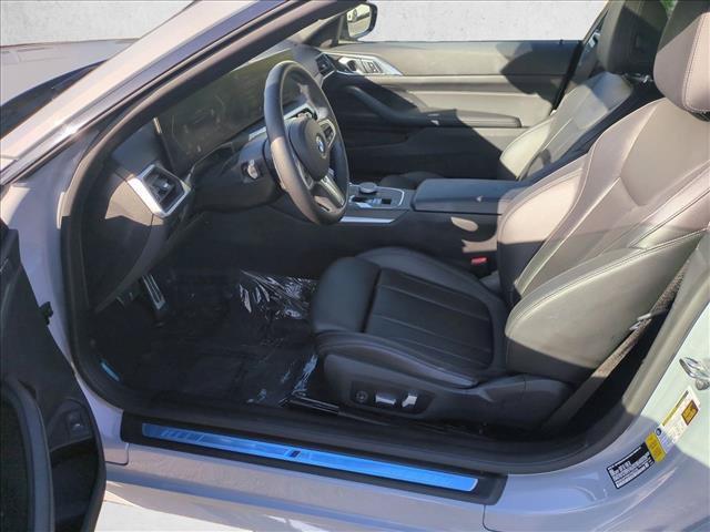 Used 2024 BMW M440i Coupe w/ Premium Package RWD image 17