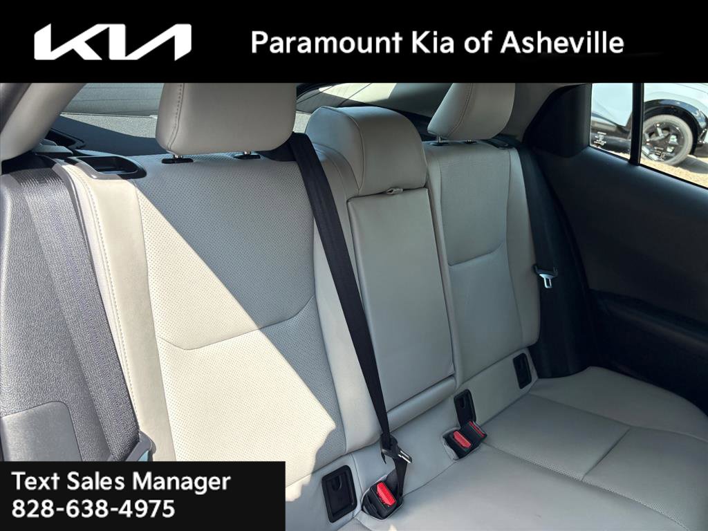 Used 2026 Toyota Prius XLE FWD image 23