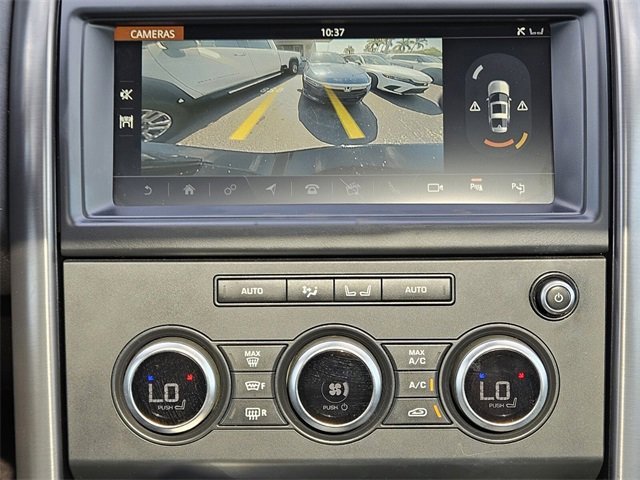 Used 2020 Land Rover Discovery Landmark image 18