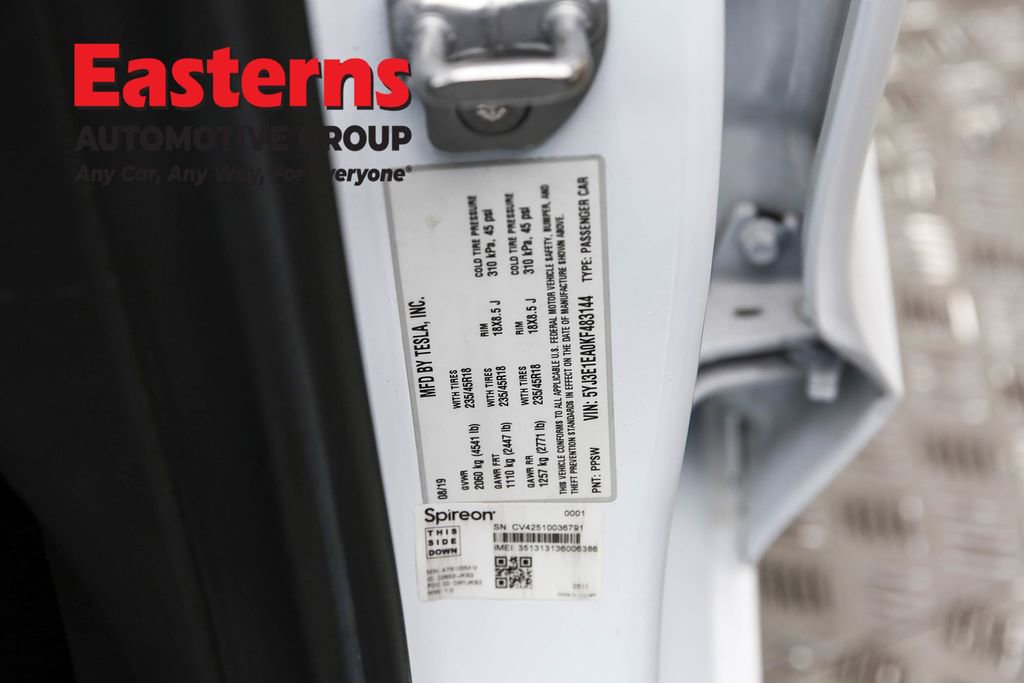 Used 2019 Tesla Model 3 Standard Range image 33