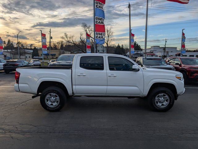 Used 2021 Toyota Tacoma SR image 6