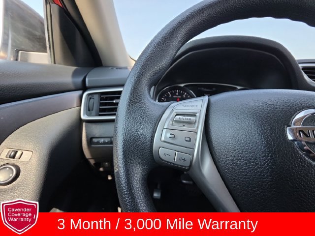 Used 2015 Nissan Rogue SV w/ SV Moonroof Package AWD/4WD image 11