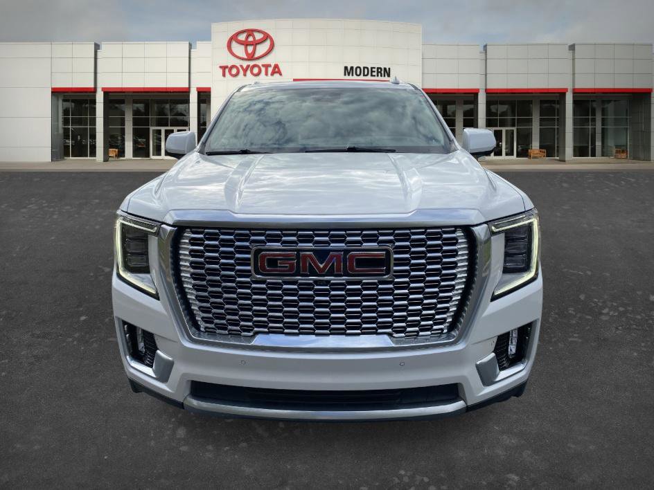Used 2024 GMC Yukon Denali w/ Max Trailering Package image 2